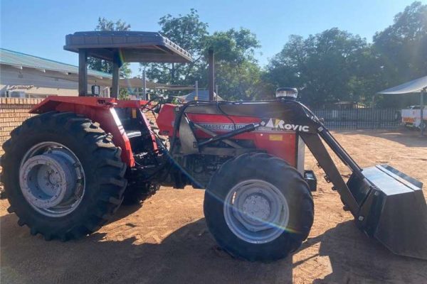 Massey Ferguson 298 4WD Tractor – Massi Tractor